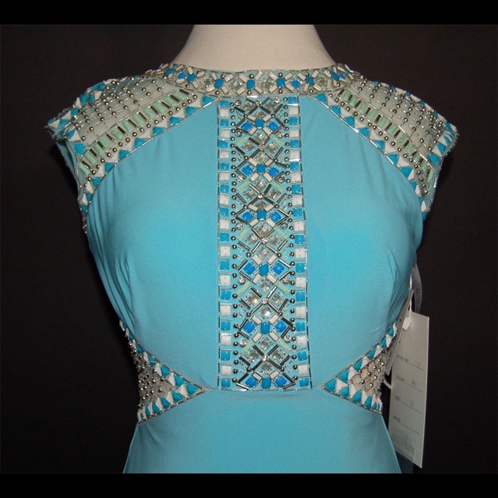 NWT! Rachel Allan 2022 Prom Dress! - Picture 3 of 4